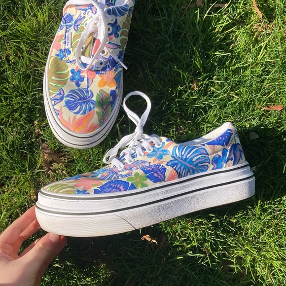 Colorful and summertime vans with a chunkier bottom of the shoe. - Picture 3 of 4
